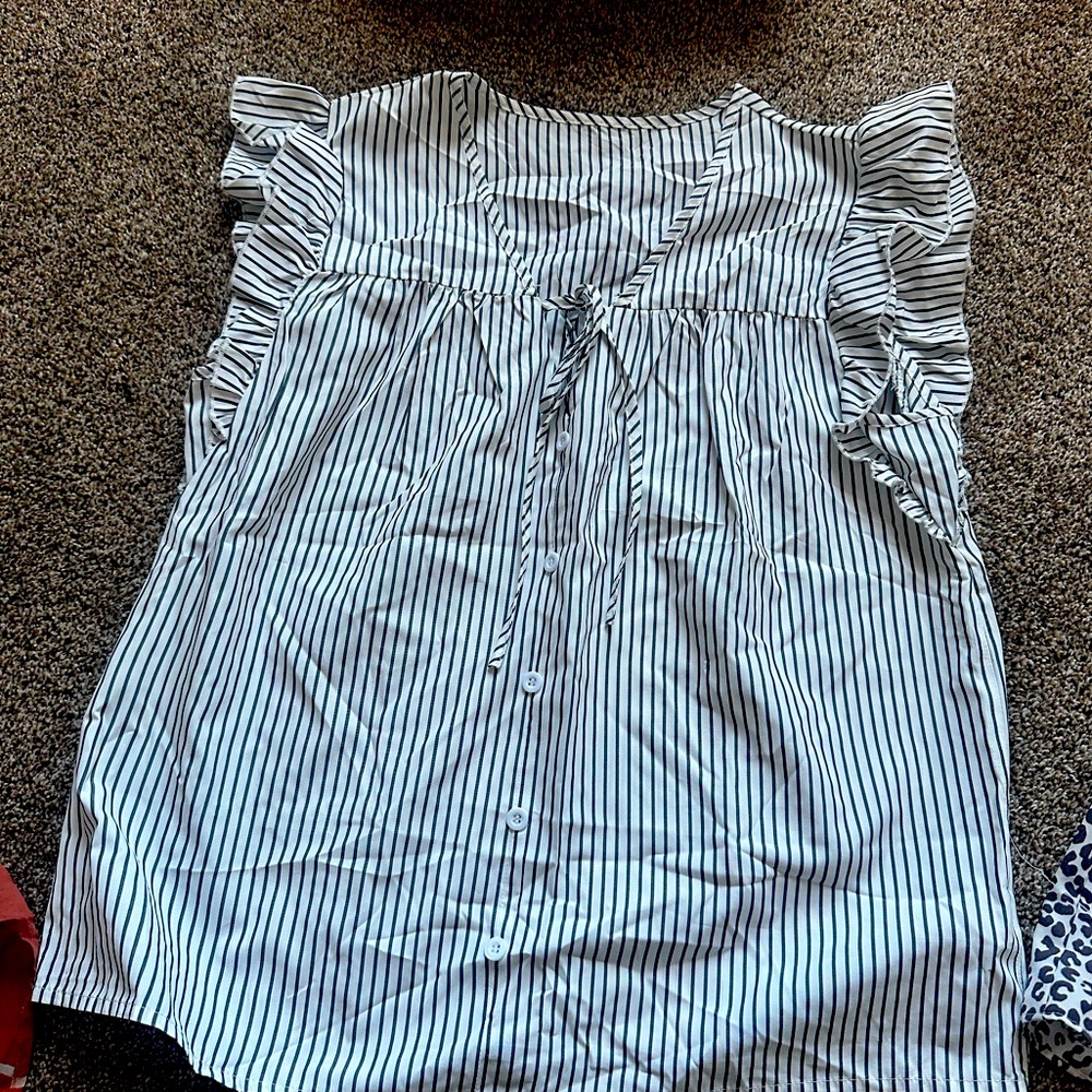Cupshe White and Grey Striped Ruffle Sleeve Blouse